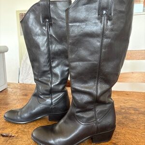 Frye Carsen boots